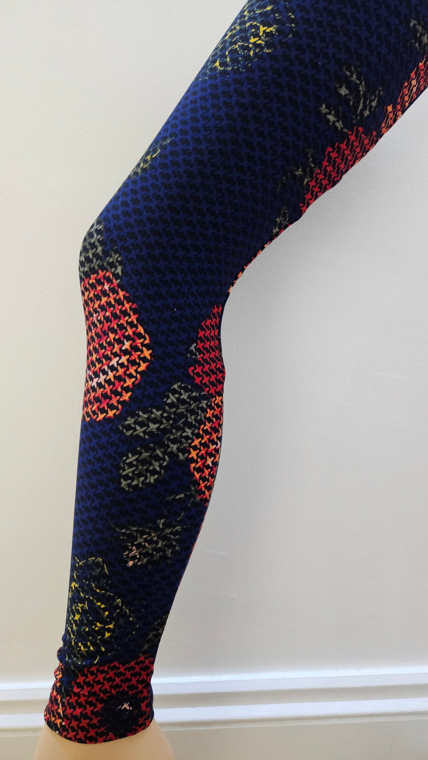 Navy Geometric Floral Buttery Soft High-Waisted Leggings