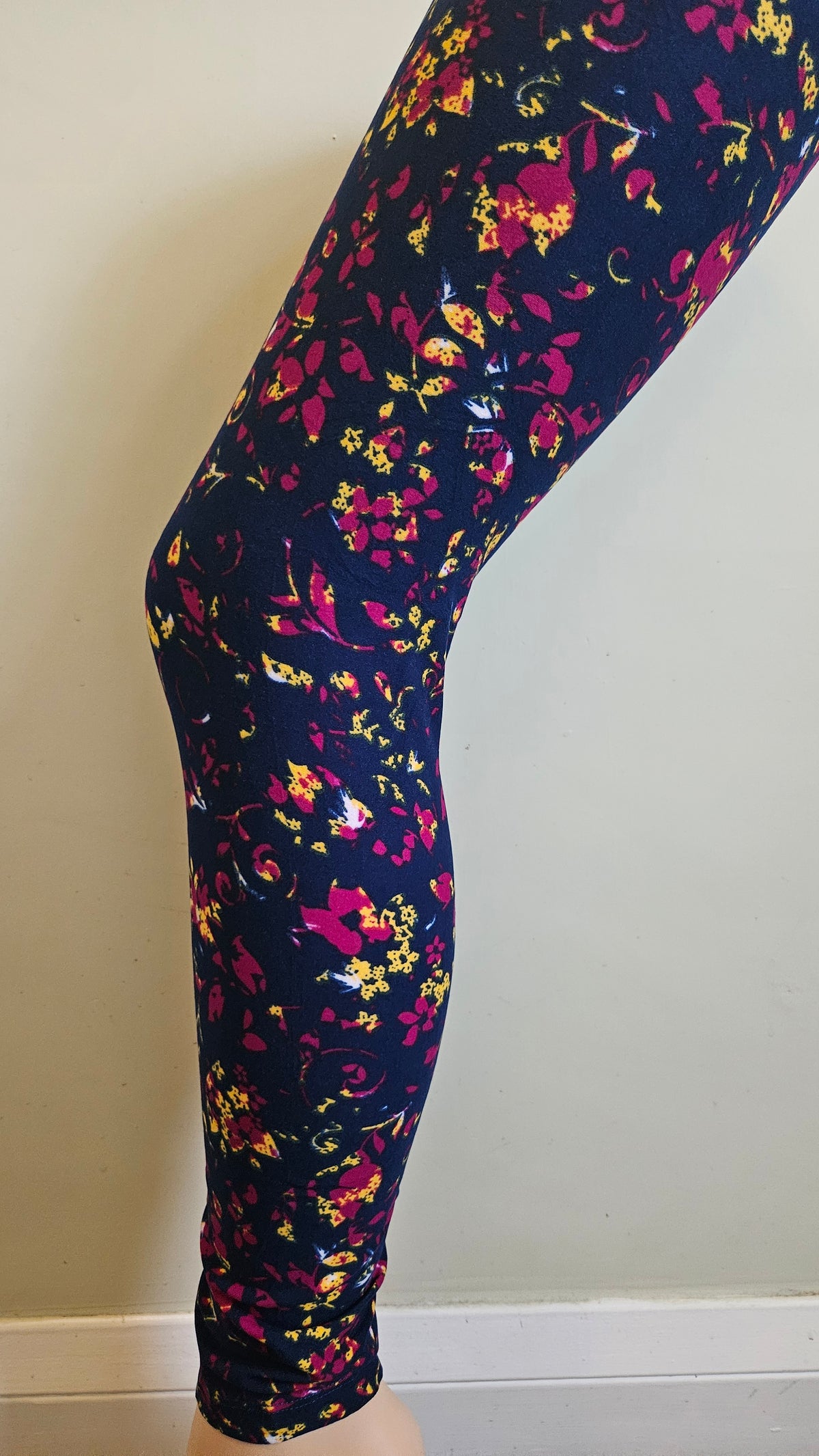 Navy Floral Garden Buttery Soft High-Waisted Leggings