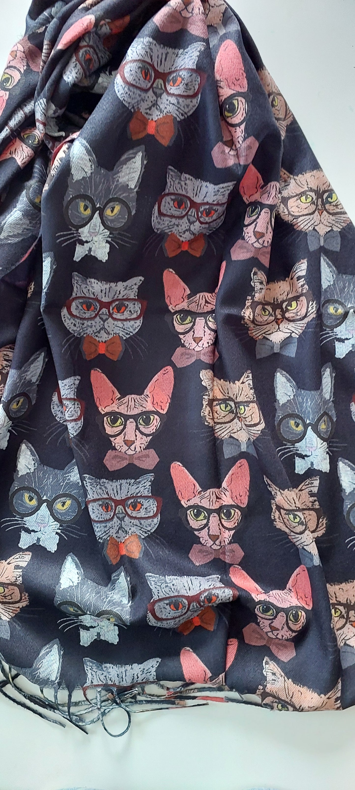 Pashmina with cat wearing glasses pattern on a black background