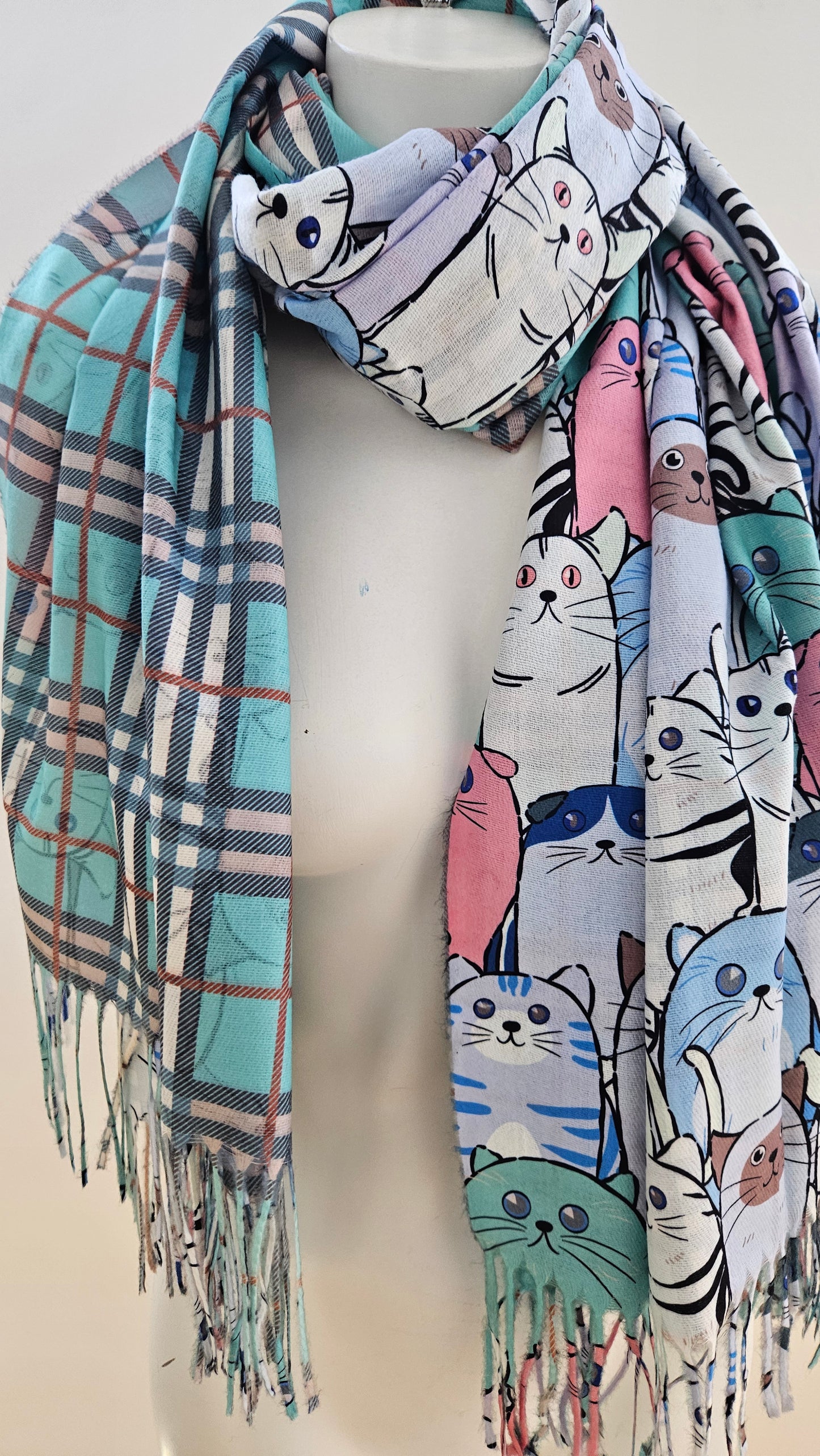 Reversible Cat & Tartan Cashmere-Feel Pashmina – Soft & Stylish Wrap-Shimena