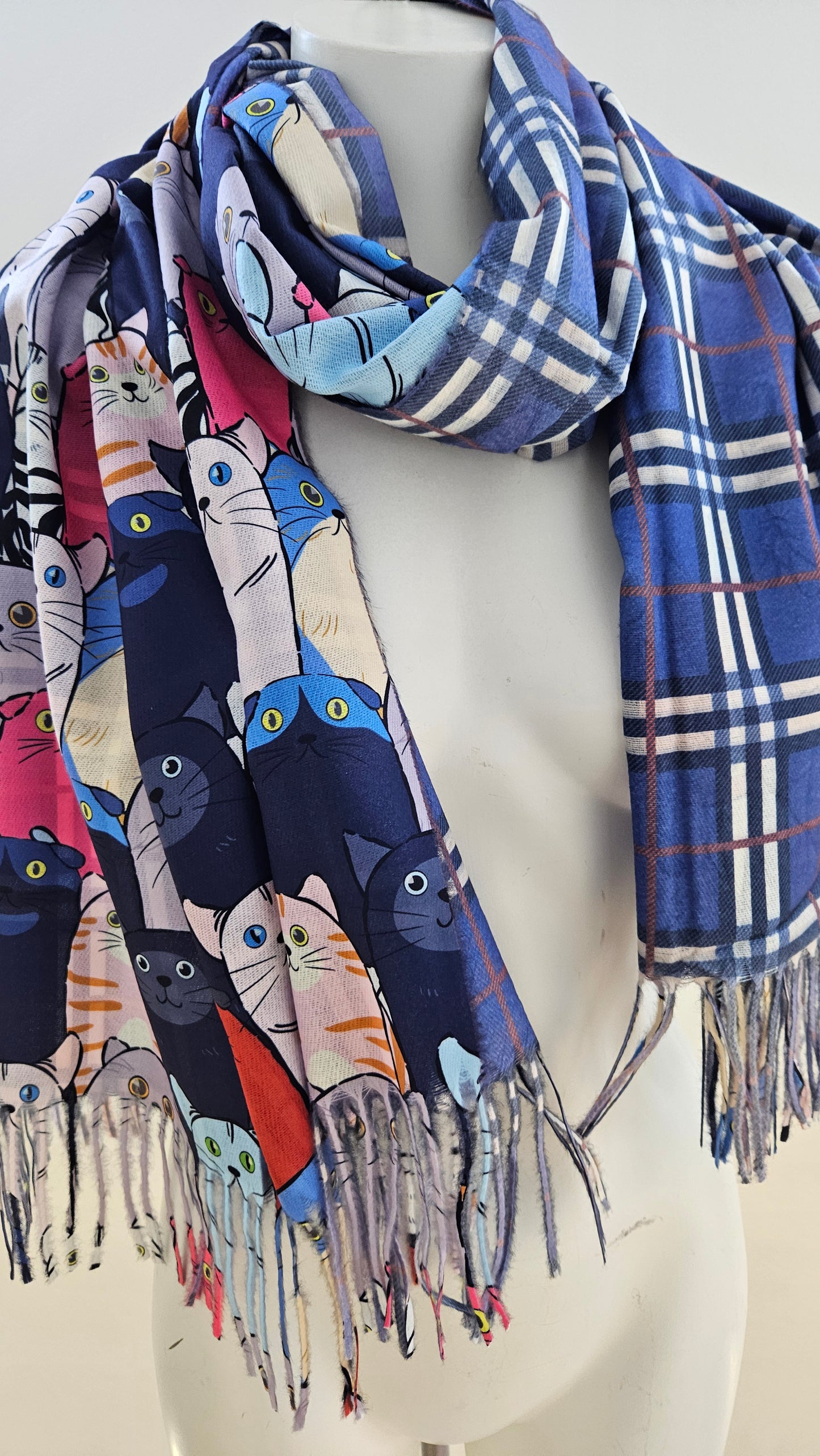 Reversible Cat & Tartan Cashmere-Feel Pashmina – Soft & Stylish Wrap-Shimena