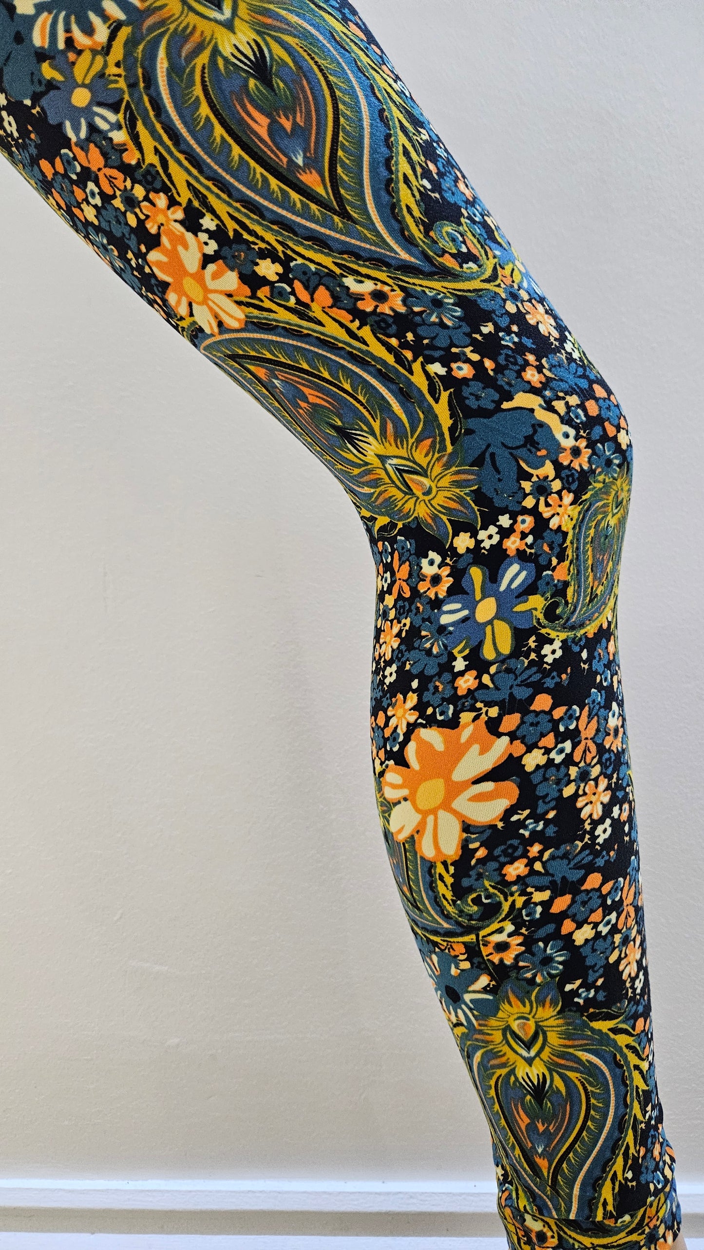 Teal Paisley Print Buttery Soft High-Waisted Leggings-Shimena