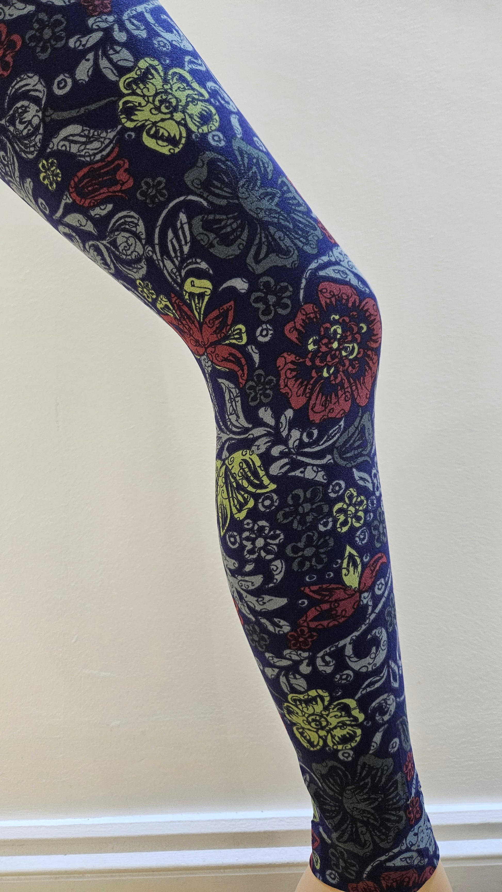Navy Floral Buttery Soft High-Waisted Leggings-Shimena