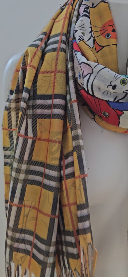 Reversible Cat & Tartan Cashmere-Feel Pashmina – Soft & Stylish Wrap