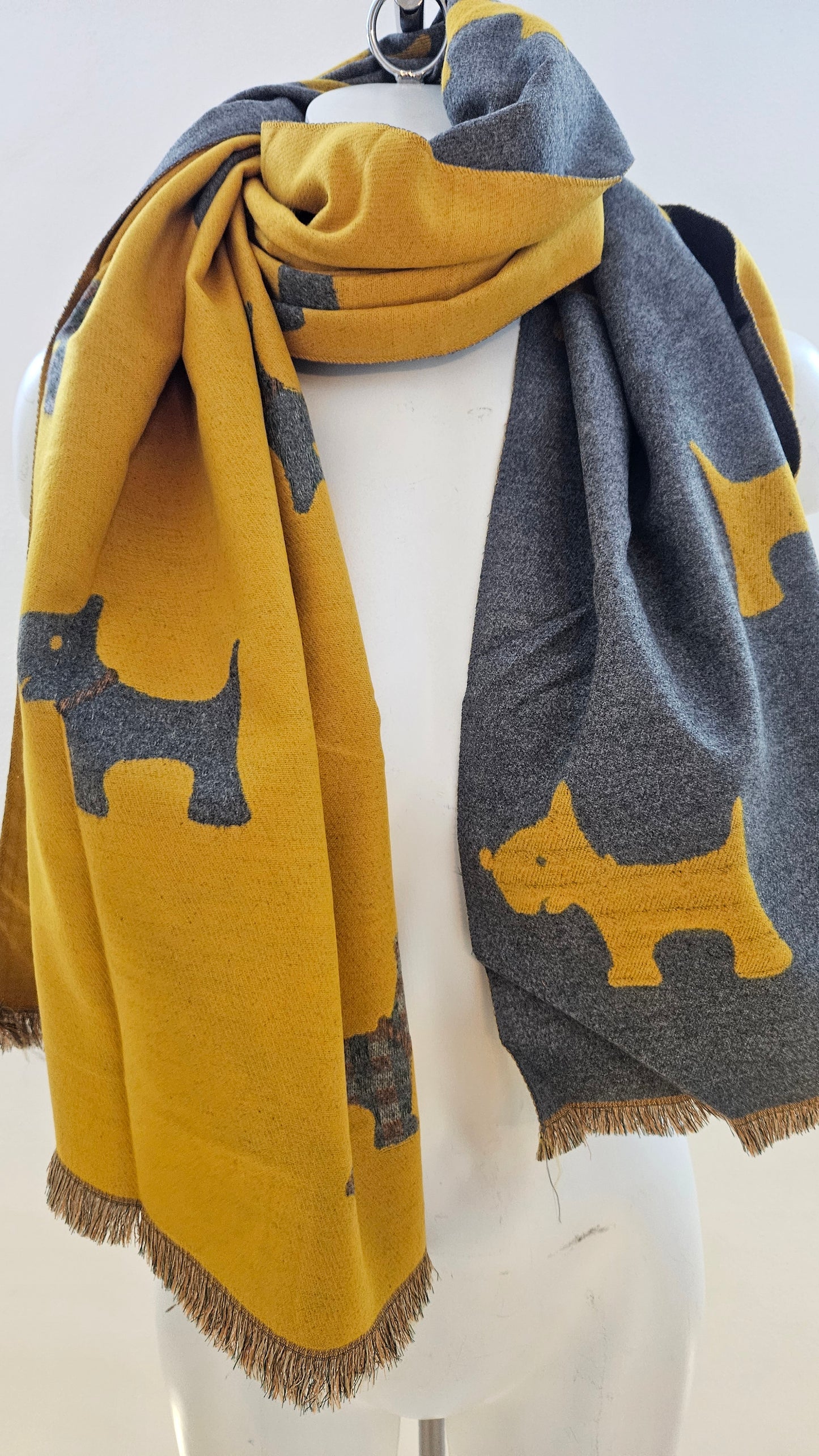 Scotty Dog pashmina scarf-Shimena