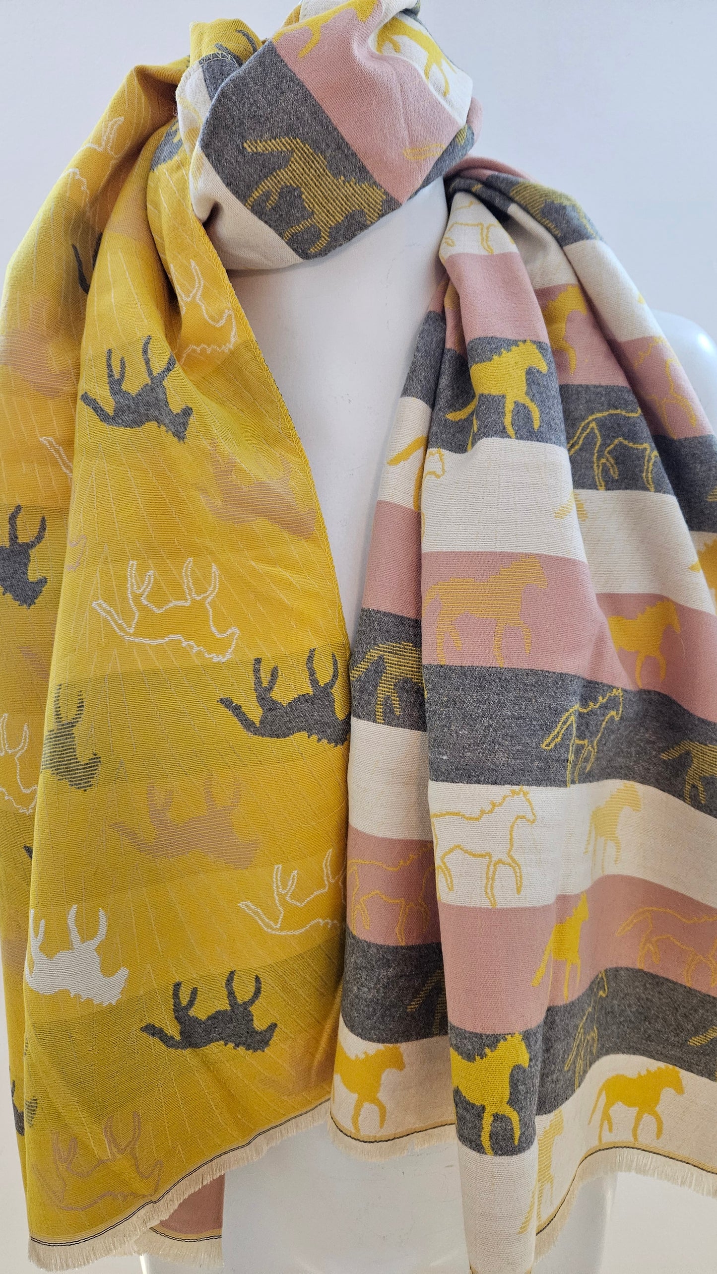 Horses pattern cashmere feel wrap-Shimena