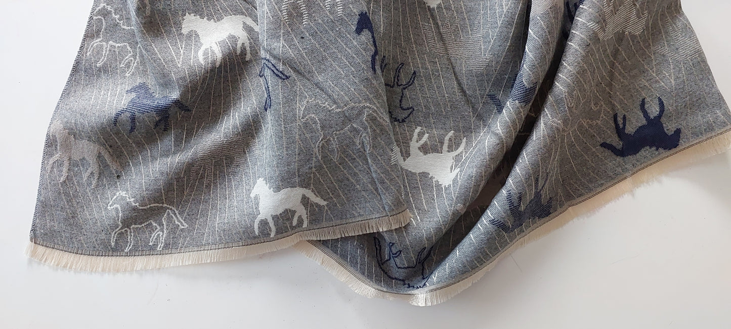 Horses pattern cashmere feel wrap