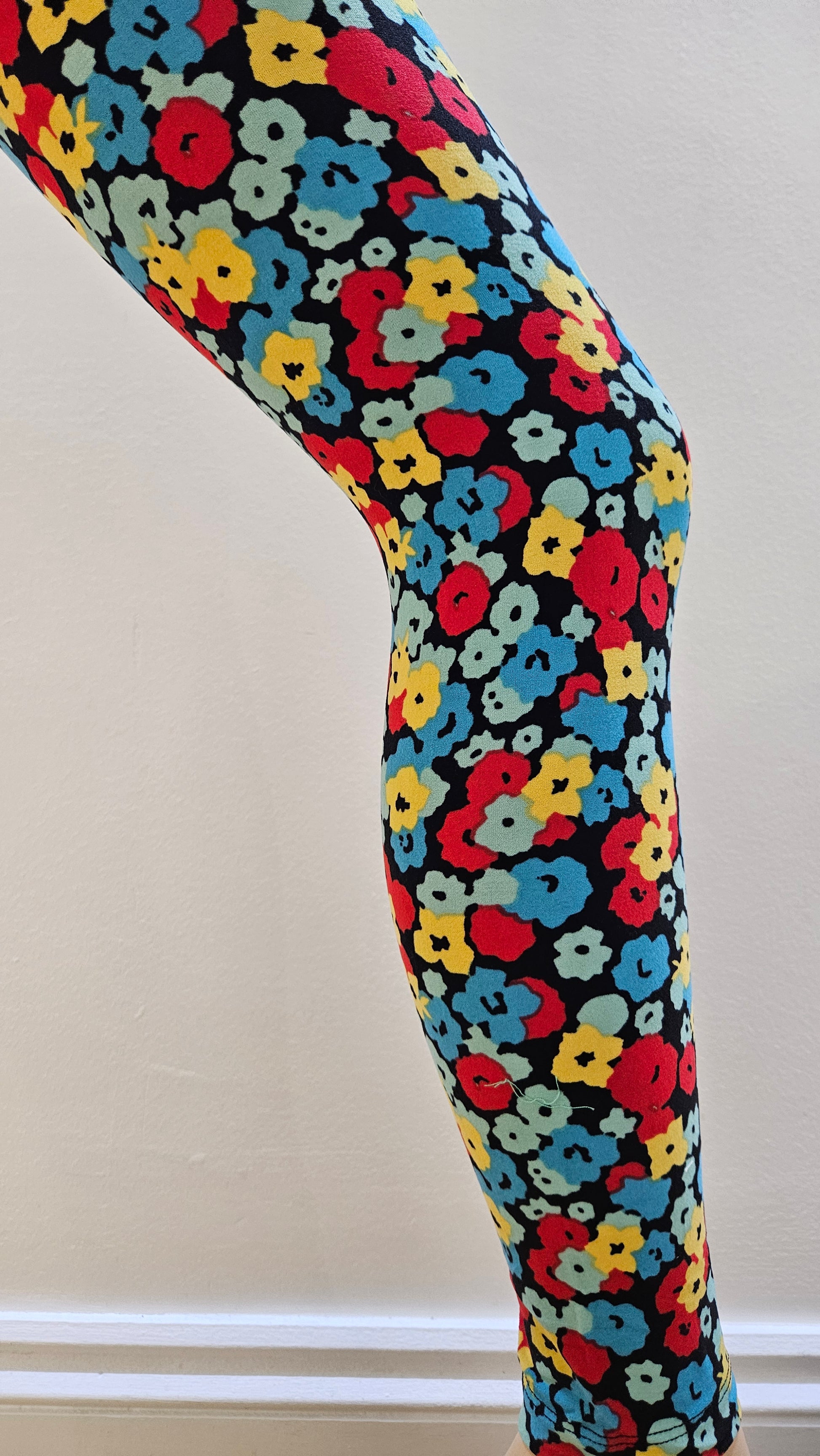 Flowery Buttery Soft High-Waisted Leggings-Shimena