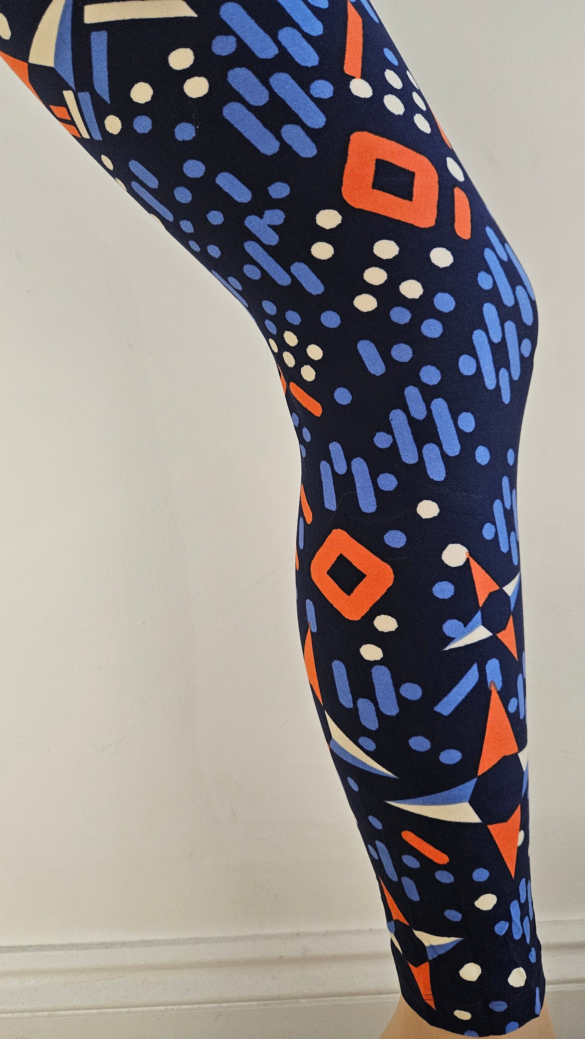 Navy Orange Dash Geo Buttery Soft High-Waisted Leggings-Shimena