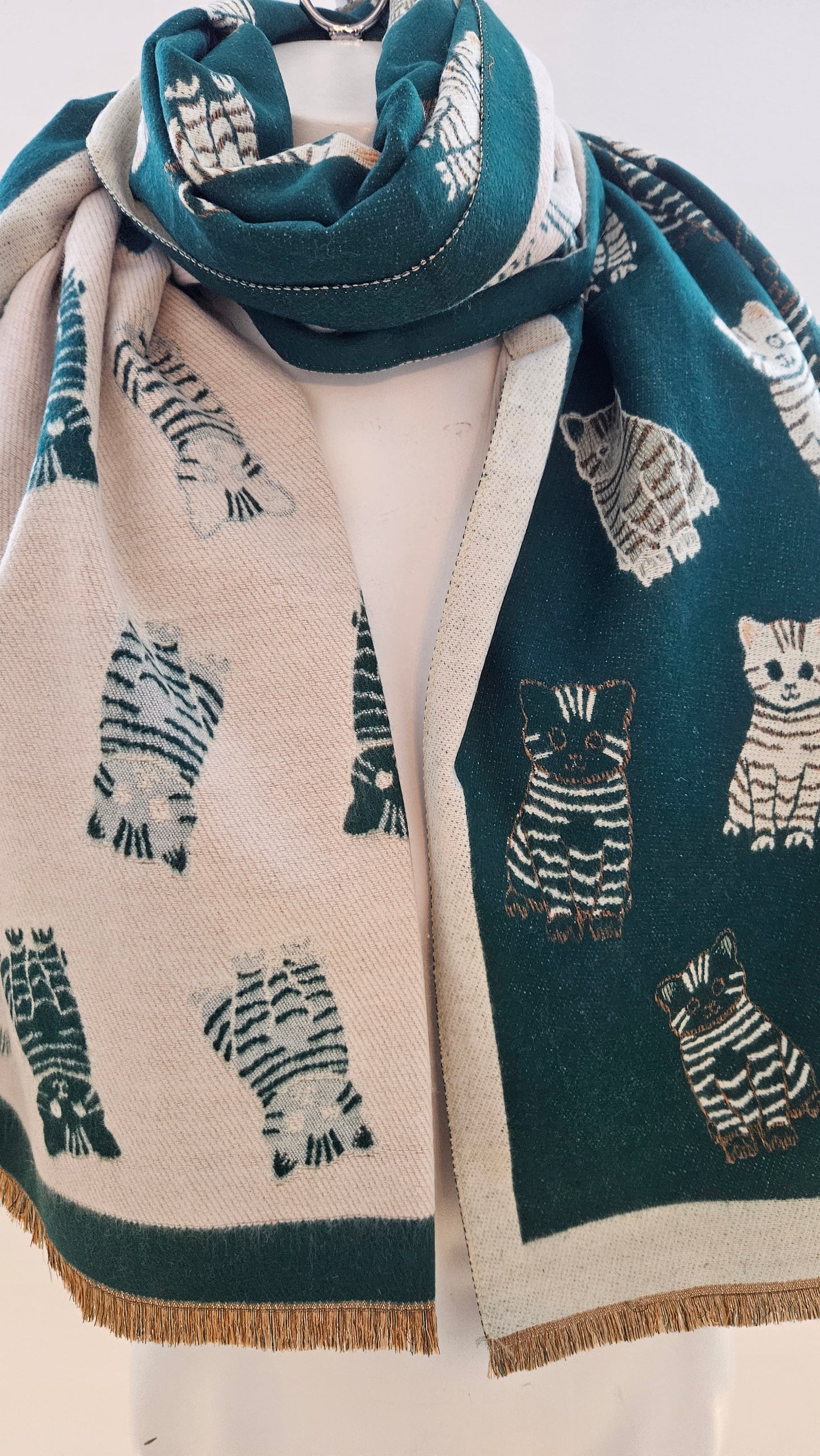 Tabby Cat Winter Wrap Scarf-Shimena