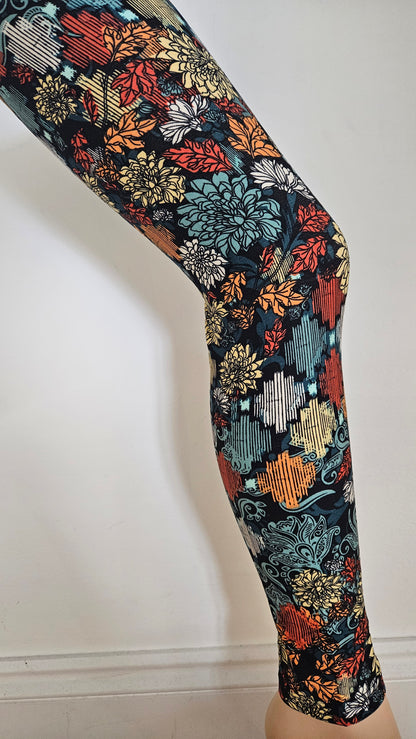 Autumn Chrysanthemum Buttery Soft High-Waisted Leggings-Shimena