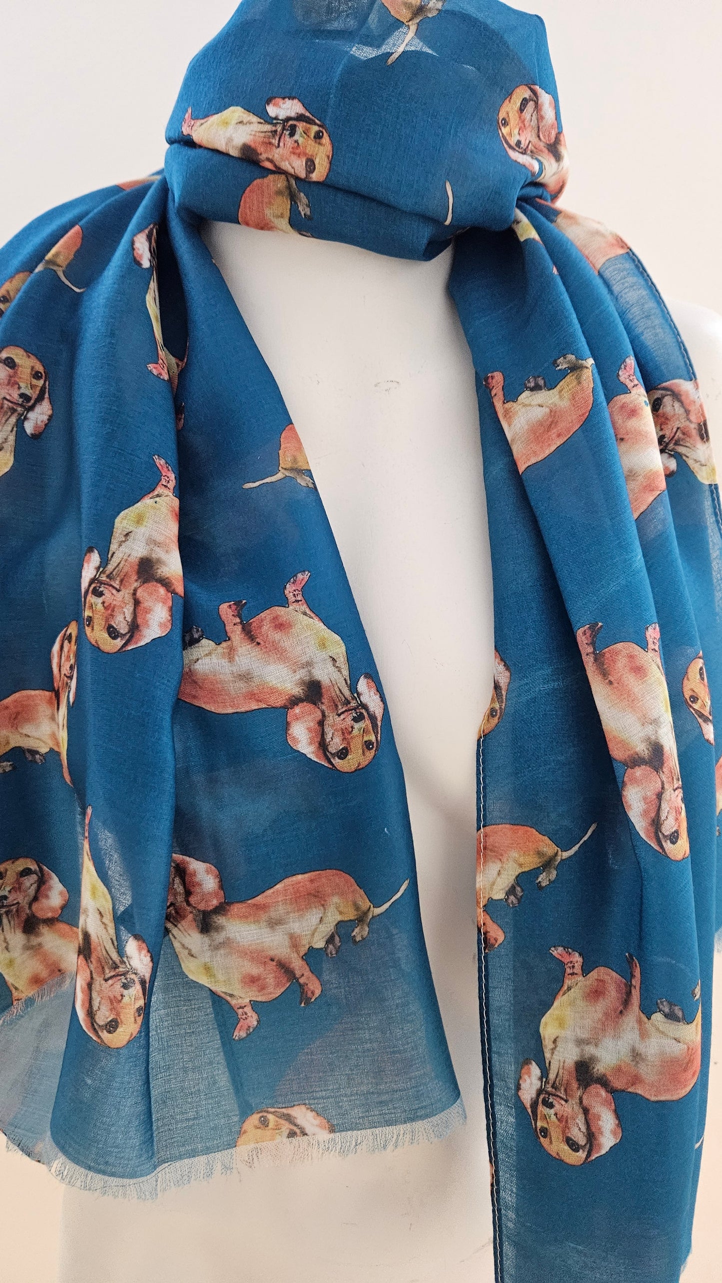 Lightweight Dachshund scarf-Shimena
